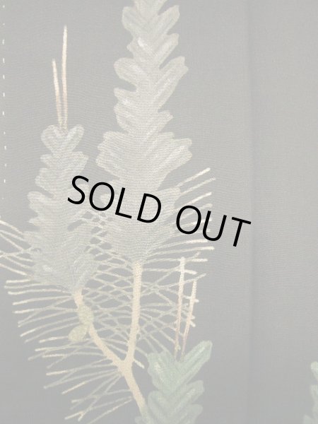 画像6: E1111T 留袖 女性用着物 シルク（正絹）   黒 松/松葉 【中古】 【USED】 【リサイクル】 ★☆☆☆☆ (6)