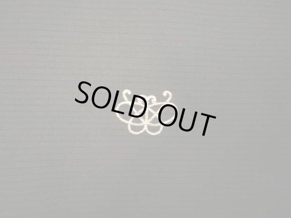 画像3: E1112J 留袖 女性用着物 シルク（正絹）   黒 草 【中古】 【USED】 【リサイクル】 ★★☆☆☆ (3)