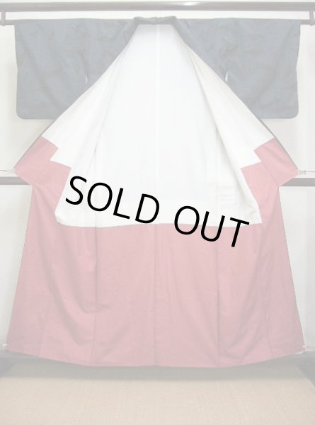 画像2: E706R 大島紬 女性用着物 シルク(正絹)   黒 葉 【中古】 【USED】 【リサイクル】 ★★★☆☆ (2)