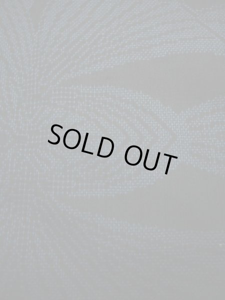 画像10: E706R 大島紬 女性用着物 シルク(正絹)   黒 葉 【中古】 【USED】 【リサイクル】 ★★★☆☆ (10)