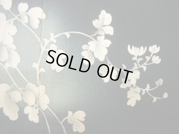 画像10: E723Q 留袖 女性用着物 シルク(正絹)   黒 菊 【中古】 【USED】 【リサイクル】 ★★★☆☆ (10)