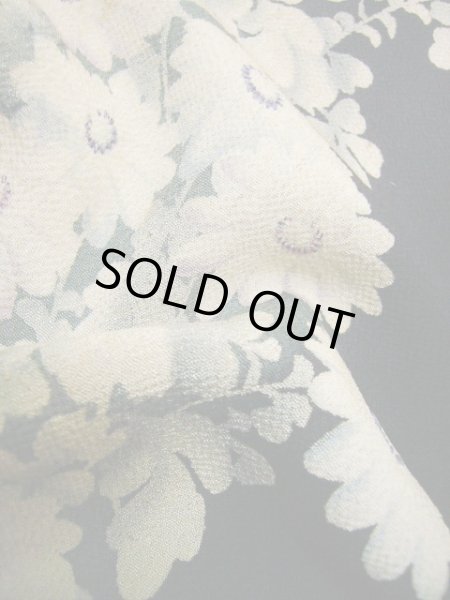 画像11: E723Q 留袖 女性用着物 シルク(正絹)   黒 菊 【中古】 【USED】 【リサイクル】 ★★★☆☆ (11)