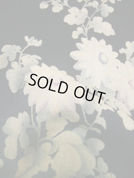 画像12: E723Q 留袖 女性用着物 シルク(正絹)   黒 菊 【中古】 【USED】 【リサイクル】 ★★★☆☆ (12)