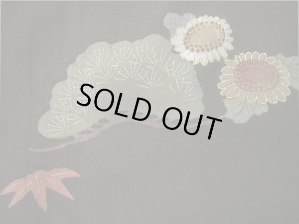 画像14: F0425G 留袖 女性用着物 シルク（正絹）  スモーキーな 黒 鶴 【中古】 【USED】 【リサイクル】 ★★☆☆☆ (14)