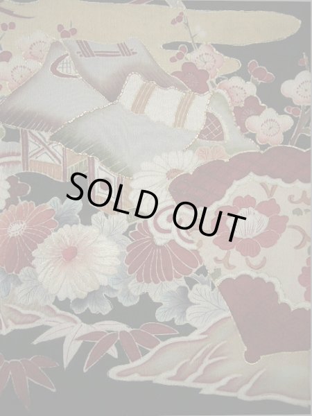 画像10: F0425H 留袖 女性用着物 シルク(正絹)   黒 御所車 【中古】 【USED】 【リサイクル】 ★★★☆☆ (10)