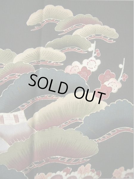 画像12: F0425H 留袖 女性用着物 シルク(正絹)   黒 御所車 【中古】 【USED】 【リサイクル】 ★★★☆☆ (12)