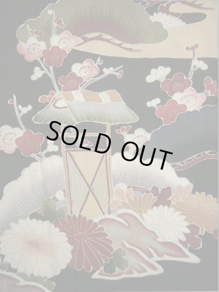 画像14: F0425H 留袖 女性用着物 シルク(正絹)   黒 御所車 【中古】 【USED】 【リサイクル】 ★★★☆☆ (14)