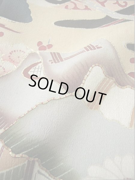 画像16: F0425H 留袖 女性用着物 シルク(正絹)   黒 御所車 【中古】 【USED】 【リサイクル】 ★★★☆☆ (16)