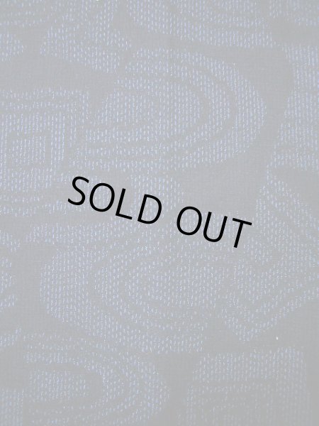 画像6: F0512A 紬 女性用着物 シルク(正絹)  ダークな 青 幾何学模様 【中古】 【USED】 【リサイクル】 ★★★★☆ (6)