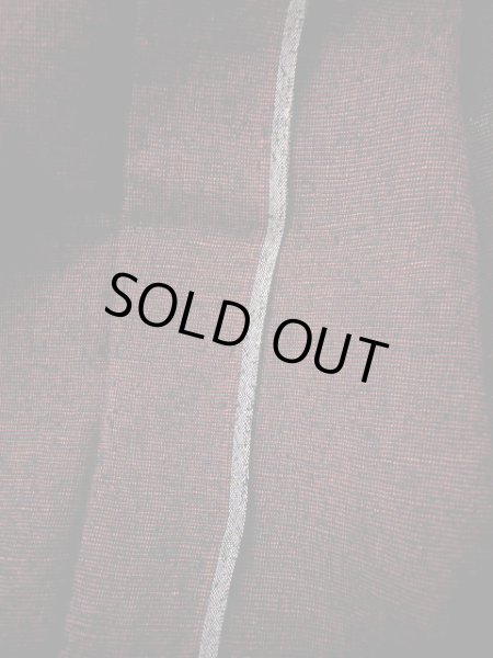 画像5: F0512X 紬 女性用着物 シルク(正絹) スモーキーな ダークな 赤 丸 【中古】 【USED】 【リサイクル】 ★★★★☆ (5)