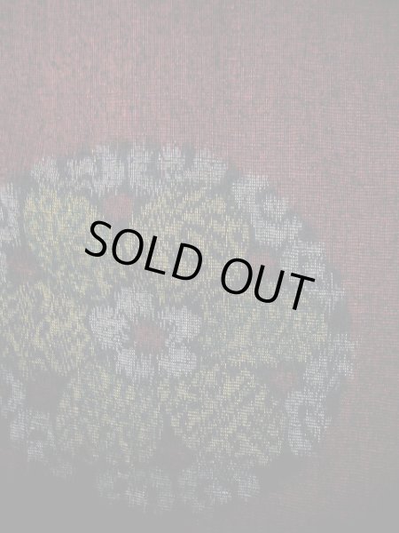 画像8: F0512X 紬 女性用着物 シルク(正絹) スモーキーな ダークな 赤 丸 【中古】 【USED】 【リサイクル】 ★★★★☆ (8)