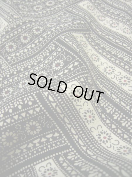 画像5: F0526A 小紋 女性用着物 シルク（正絹）   黒 檜垣文 【中古】 【USED】 【リサイクル】 ★★★☆☆ (5)