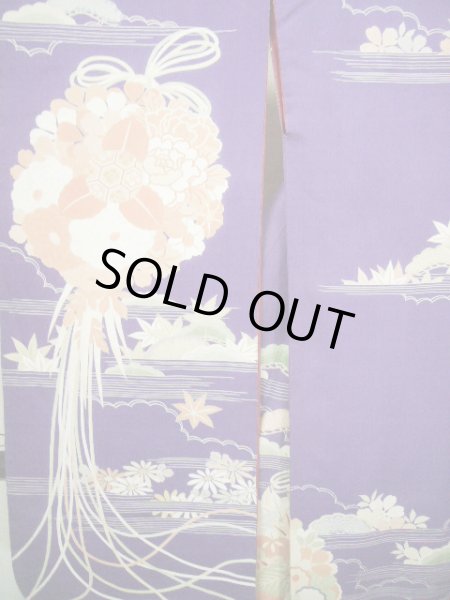 画像6: F0530A 振袖 女性用着物 シルク(正絹)  ダークな 藤 扇 【中古】 【USED】 【リサイクル】 ★★☆☆☆ (6)