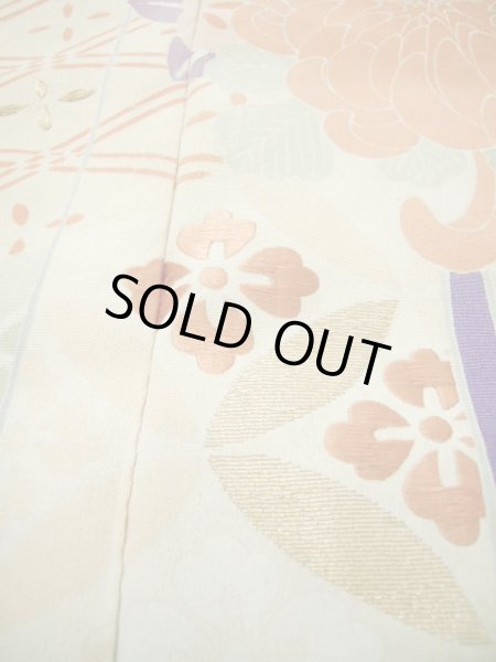 画像21: F0530A 振袖 女性用着物 シルク(正絹)  ダークな 藤 扇 【中古】 【USED】 【リサイクル】 ★★☆☆☆ (21)