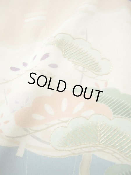 画像22: F0530A 振袖 女性用着物 シルク(正絹)  ダークな 藤 扇 【中古】 【USED】 【リサイクル】 ★★☆☆☆ (22)