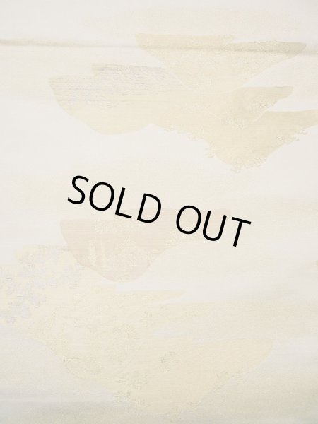 画像7: F0627M 丸帯 川島織物謹製 リバーシブル シルク(正絹)  シャイニーな オフ ホワイト 山 【中古】 【USED】 【リサイクル】 ★★★☆☆ (7)