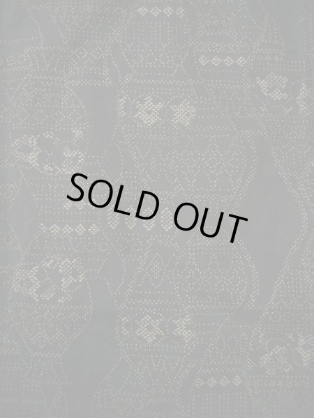 画像4: F0629U 大島紬 女性用着物 縦絣 縦絣 シルク(正絹)   黒, 壺 【中古】 【USED】 【リサイクル】 ★★★★☆ (4)