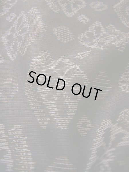 画像8: F0630L 大島紬 女性用着物 緯総絣(よこそうがすり) シルク(正絹)  ダークな ブラウン(茶色), 花菱 【中古】 【USED】 【リサイクル】 ★★★★☆ (8)