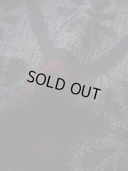 画像9: F0804O 紬 女性用着物 結城紬 結城紬 シルク(正絹)   黒, 蜀江文 【中古】 【USED】 【リサイクル】 ★★★☆☆ (9)