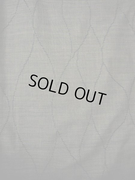 画像6: F1025E 大島紬 女性用着物 縦横絣 縦横絣 シルク（正絹） ダークな 茶色がかった グレー（灰色）, 葉 【中古】 【USED】 【リサイクル】 ★★★☆☆ (6)