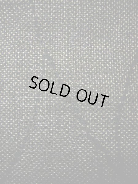 画像9: F1025E 大島紬 女性用着物 縦横絣 縦横絣 シルク（正絹） ダークな 茶色がかった グレー（灰色）, 葉 【中古】 【USED】 【リサイクル】 ★★★☆☆ (9)