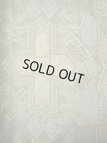 画像8: F1025J 大島紬 女性用着物 縦横絣 縦横絣 シルク(正絹) スモーキーな 薄い グリーン(緑), 十字 【中古】 【USED】 【リサイクル】 ★★★☆☆ (8)