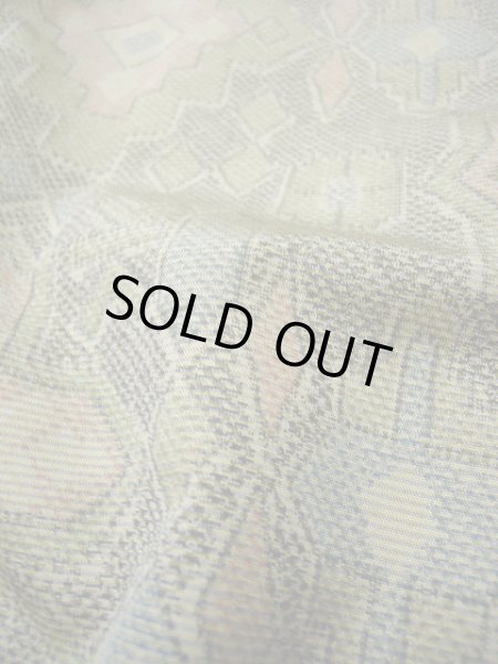 画像10: F1025J 大島紬 女性用着物 縦横絣 縦横絣 シルク(正絹) スモーキーな 薄い グリーン(緑), 十字 【中古】 【USED】 【リサイクル】 ★★★☆☆ (10)