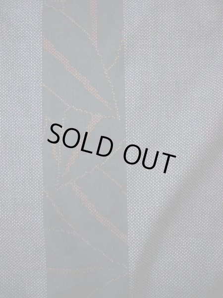 画像5: F1025S 大島紬 女性用着物 縦横絣 縦横絣 シルク(正絹)   黒, 縞 【中古】 【USED】 【リサイクル】 ★★★☆☆ (5)