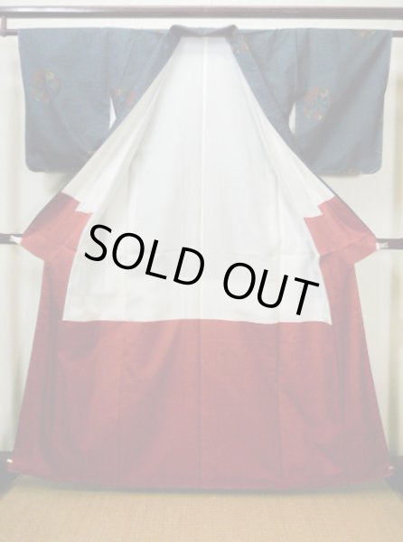 画像2: F1025Y 大島紬 女性用着物 横双 横双 シルク(正絹)   ネイビー(紺), 車輪 【中古】 【USED】 【リサイクル】 ★★★★☆ (2)