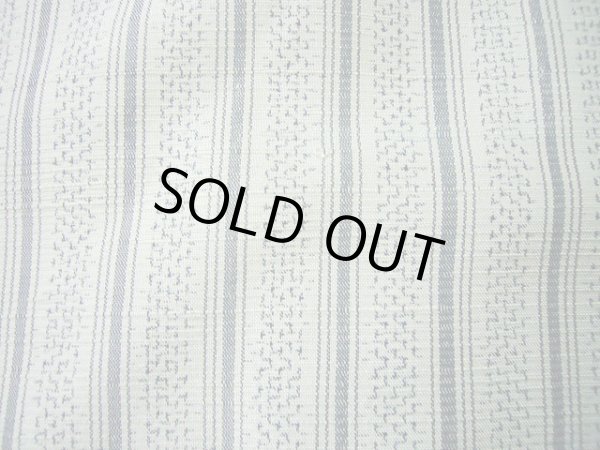 画像5: F1026S 単衣 女性用着物  シルク（正絹） 淡い 青みのある オフ　ホワイト, 縞 【中古】 【USED】 【リサイクル】 ★★☆☆☆ (5)