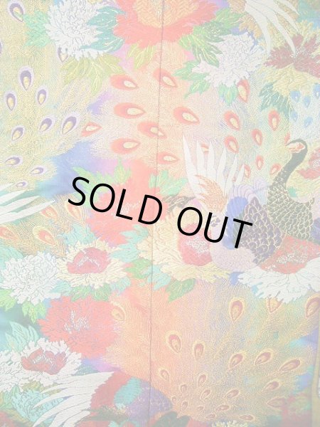 画像8: F1202C 打掛 女性用着物  シルク(正絹)  シャイニーな 紫, 孔雀 【中古】 【USED】 【リサイクル】 ★★★★★ (8)