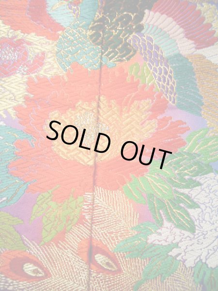 画像11: F1202C 打掛 女性用着物  シルク(正絹)  シャイニーな 紫, 孔雀 【中古】 【USED】 【リサイクル】 ★★★★★ (11)