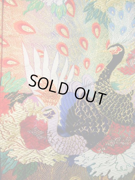 画像14: F1202C 打掛 女性用着物  シルク(正絹)  シャイニーな 紫, 孔雀 【中古】 【USED】 【リサイクル】 ★★★★★ (14)