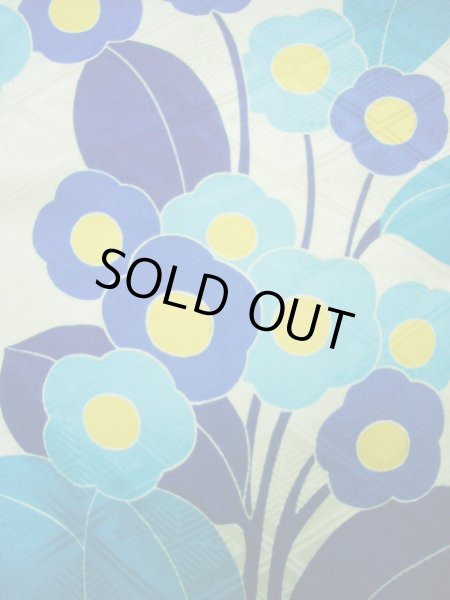 画像20: F1216G 振袖 女性用着物  シルク(正絹)  シャイニーな オフ ホワイト, 花 【中古】 【USED】 【リサイクル】 ★★★★☆ (20)