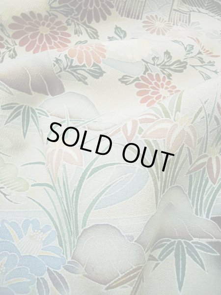 画像19: G0123S 黒留袖 女性用着物 家紋:剣かたばみ シルク(正絹)   黒, 椿 【中古】 【USED】 【リサイクル】 ★★☆☆☆ (19)