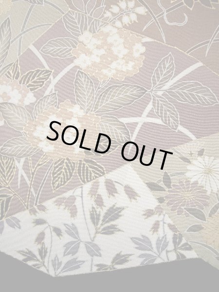 画像16: G0127C 黒留袖 女性用着物 家紋:桐 シルク(正絹)   黒, 紫陽花 【中古】 【USED】 【リサイクル】 ★★★★☆ (16)