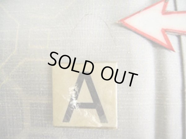 画像12: G0302V 紬 女性用着物  シルク(正絹) スモーキーな 薄い 水色, 花 【中古】 【USED】 【リサイクル】 ★★★★☆ (12)