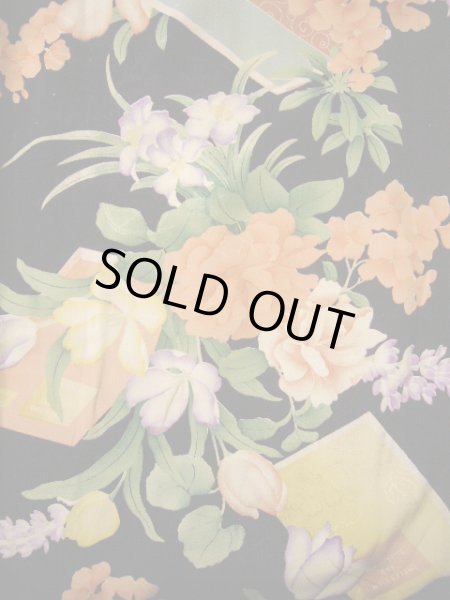 画像5: G0302Z 小紋 女性用着物 金紗縮緬、振袖リメイク シルク(正絹)  ダークな 紫, チューリップ 【中古】 【USED】 【リサイクル】 ★★★☆☆ (5)