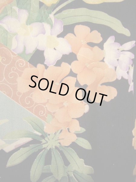 画像9: G0302Z 小紋 女性用着物 金紗縮緬、振袖リメイク シルク(正絹)  ダークな 紫, チューリップ 【中古】 【USED】 【リサイクル】 ★★★☆☆ (9)