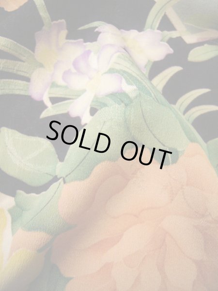 画像16: G0302Z 小紋 女性用着物 金紗縮緬、振袖リメイク シルク(正絹)  ダークな 紫, チューリップ 【中古】 【USED】 【リサイクル】 ★★★☆☆ (16)