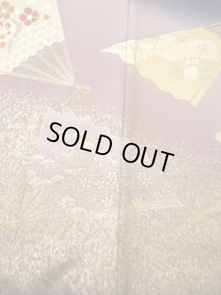 画像13: G0508R 黒留袖 女性用着物 家紋：蔦 シルク（正絹）   黒, 菊 【中古】 【USED】 【リサイクル】 ★★☆☆☆ (13)