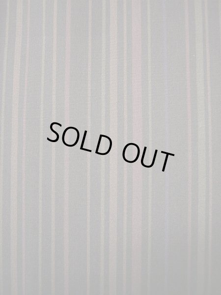 画像4: G0526H 小紋 女性用着物  シルク(正絹) スモーキーな 薄い 黒, 縞 【中古】 【USED】 【リサイクル】 ★★★☆☆ (4)