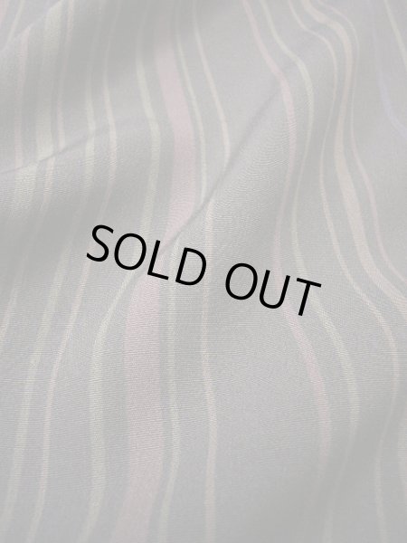 画像7: G0526H 小紋 女性用着物  シルク(正絹) スモーキーな 薄い 黒, 縞 【中古】 【USED】 【リサイクル】 ★★★☆☆ (7)