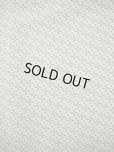 画像3: G0526M 小紋 女性用着物  シルク（正絹）   オフ　ホワイト, 幾何学模様 【中古】 【USED】 【リサイクル】 ★★★★☆ (3)