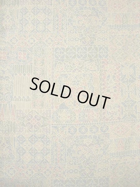 画像3: G0526R 小紋 女性用着物 染大島紬 シルク(正絹) クリーミーな 薄い トープ, 抽象的模様 スモーキーな【中古】 【USED】 【リサイクル】 ★★★★☆ (3)