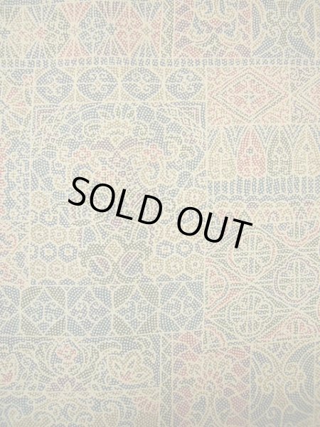 画像5: G0526R 小紋 女性用着物 染大島紬 シルク(正絹) クリーミーな 薄い トープ, 抽象的模様 スモーキーな【中古】 【USED】 【リサイクル】 ★★★★☆ (5)