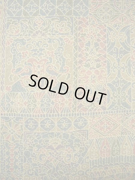 画像7: G0526R 小紋 女性用着物 染大島紬 シルク(正絹) クリーミーな 薄い トープ, 抽象的模様 スモーキーな【中古】 【USED】 【リサイクル】 ★★★★☆ (7)