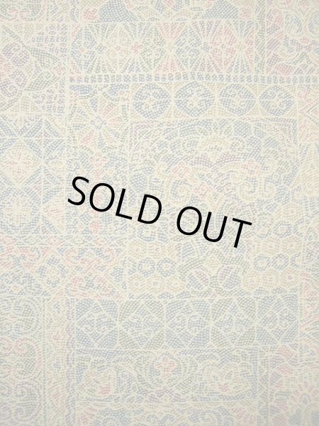 画像8: G0526R 小紋 女性用着物 染大島紬 シルク(正絹) クリーミーな 薄い トープ, 抽象的模様 スモーキーな【中古】 【USED】 【リサイクル】 ★★★★☆ (8)