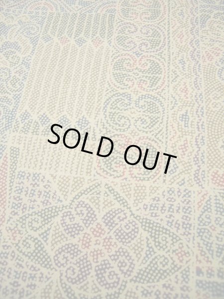 画像9: G0526R 小紋 女性用着物 染大島紬 シルク(正絹) クリーミーな 薄い トープ, 抽象的模様 スモーキーな【中古】 【USED】 【リサイクル】 ★★★★☆ (9)