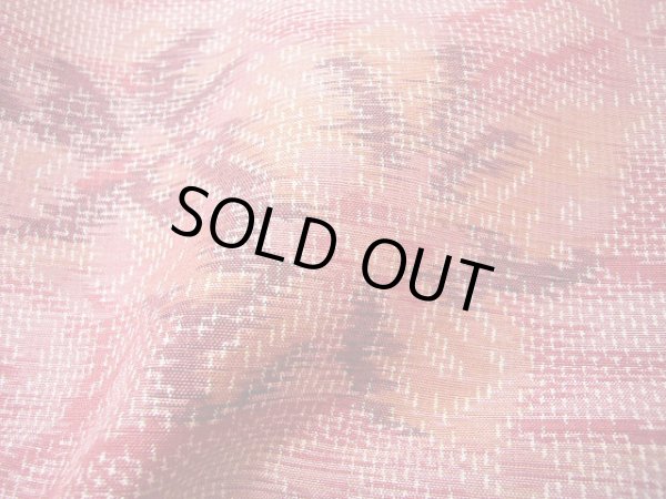 画像12: G0601Y 十日町紬 女性用着物  シルク(正絹)   ピンク, 花 【中古】 【USED】 【リサイクル】 ★★★☆☆ (12)